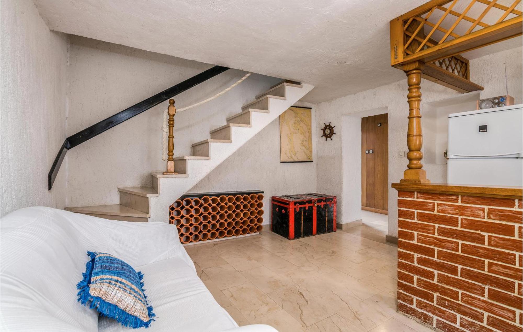 2 Bedroom Gorgeous Home In Baska ภายนอก รูปภาพ
